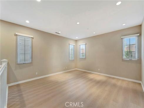 114 Chestnut Grove, Irvine, CA