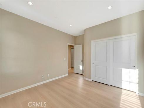 114 Chestnut Grove, Irvine, CA