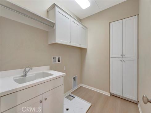 114 Chestnut Grove, Irvine, CA