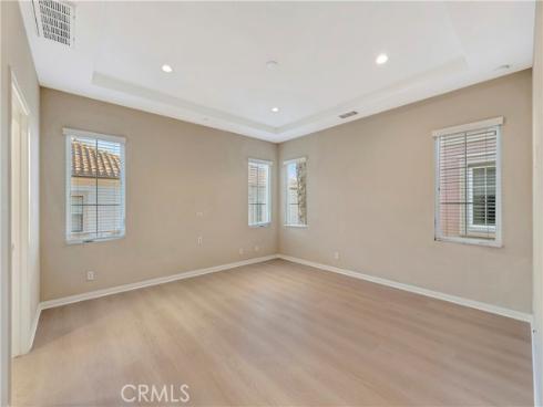 114 Chestnut Grove, Irvine, CA