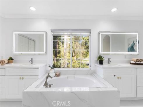 98 Winslow , Irvine, CA