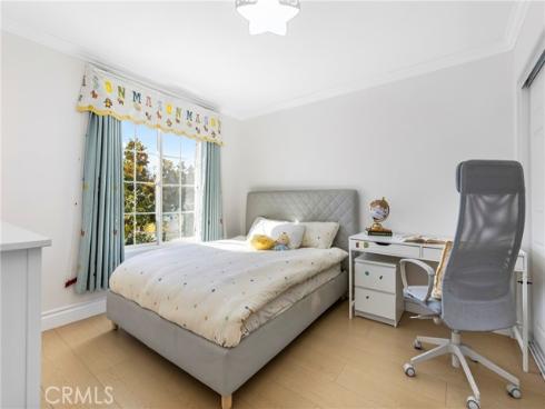 98 Winslow , Irvine, CA