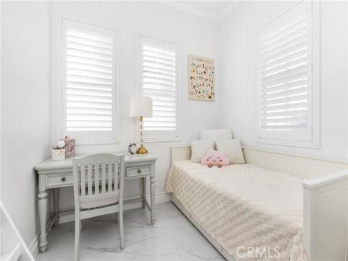 98 Winslow , Irvine, CA