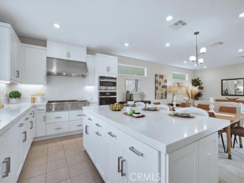 252 Chorus , Irvine, CA