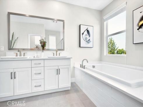 252 Chorus , Irvine, CA