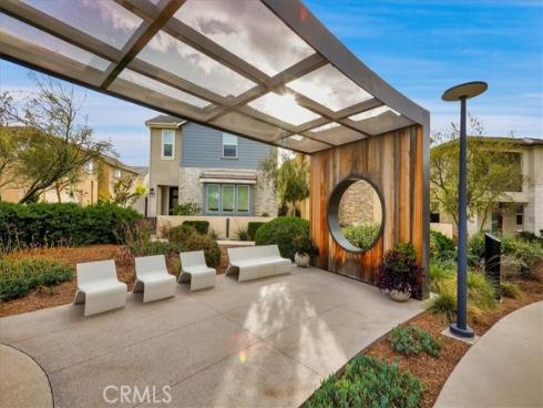 252 Chorus , Irvine, CA