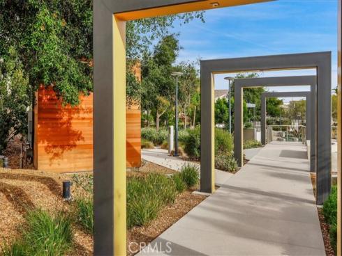 252 Chorus , Irvine, CA