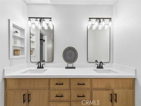 4181 Sandburg , Irvine, CA