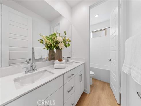 135 Restore , Irvine, CA