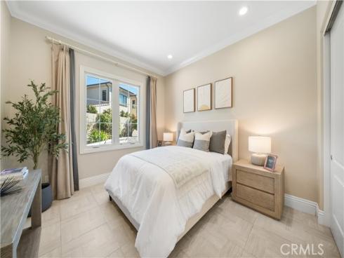 57 Kite , Irvine, CA