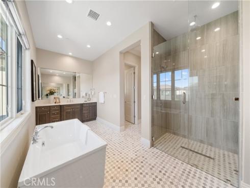 57 Kite , Irvine, CA