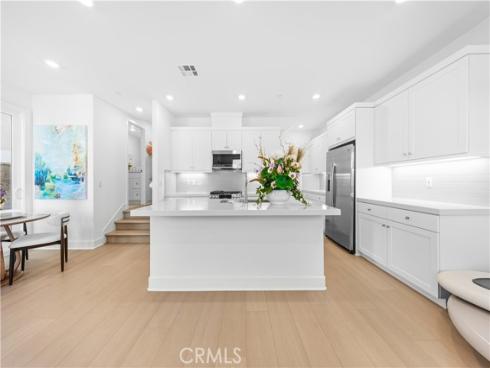 410 Lobata , Irvine, CA