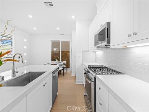 410 Lobata , Irvine, CA