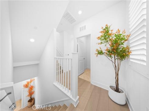 410 Lobata , Irvine, CA