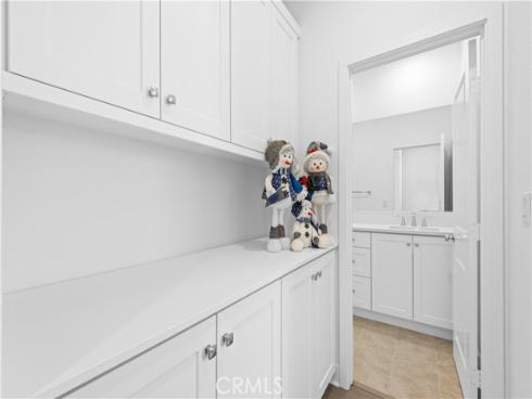 410 Lobata , Irvine, CA