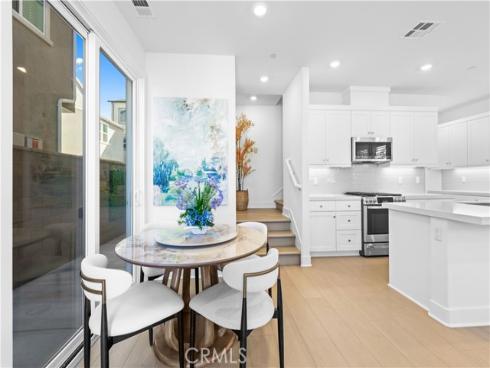 410 Lobata , Irvine, CA