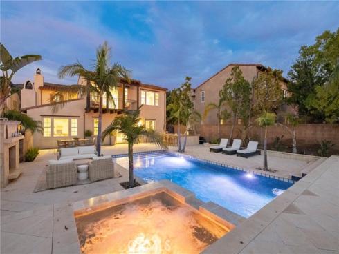 29  Small Grove  , Irvine, CA