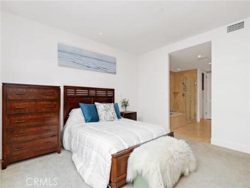 3049 Scholarship , Irvine, CA