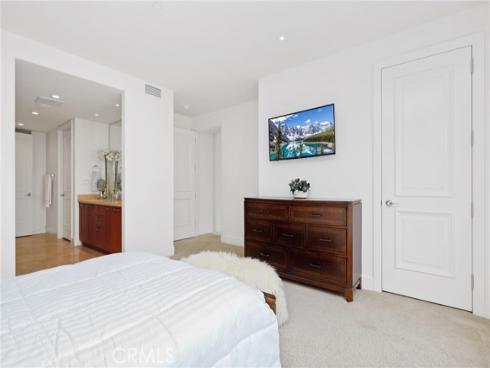 3049 Scholarship , Irvine, CA