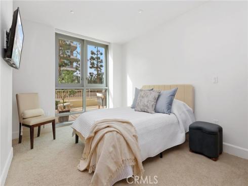 3049 Scholarship , Irvine, CA