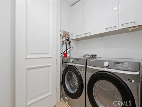 3049 Scholarship , Irvine, CA