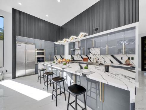 18802 Saginaw Dr , Irvine, CA