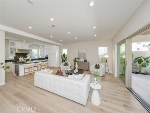 56 Chasma , Irvine, CA