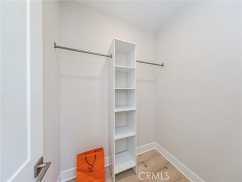 56 Chasma , Irvine, CA