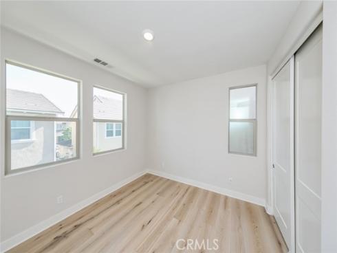 56 Chasma , Irvine, CA