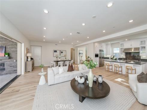 56 Chasma , Irvine, CA