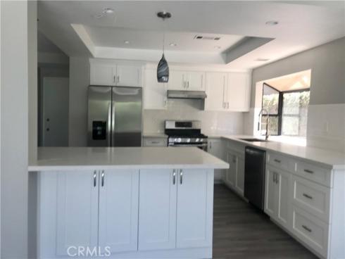 27  Alameda  , Irvine, CA