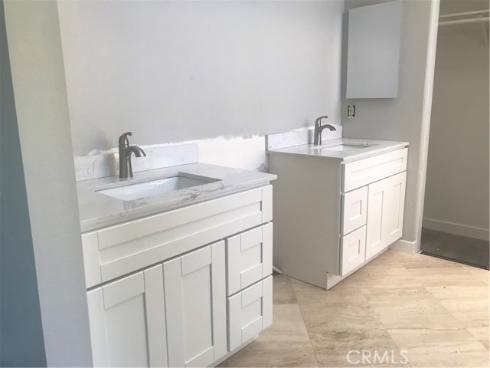 27  Alameda  , Irvine, CA