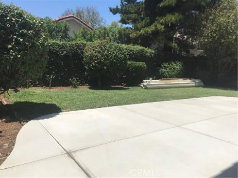 27  Alameda  , Irvine, CA