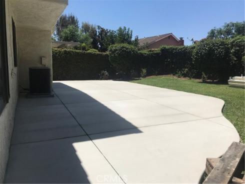 27  Alameda  , Irvine, CA