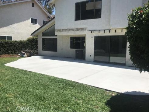 27  Alameda  , Irvine, CA