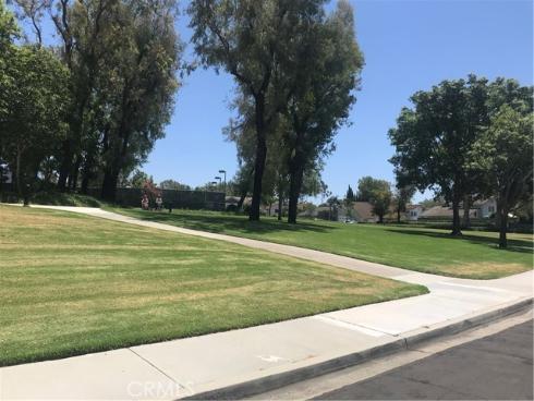 27  Alameda  , Irvine, CA