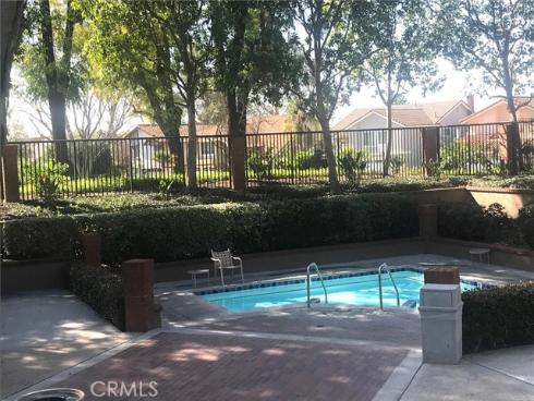 27  Alameda  , Irvine, CA