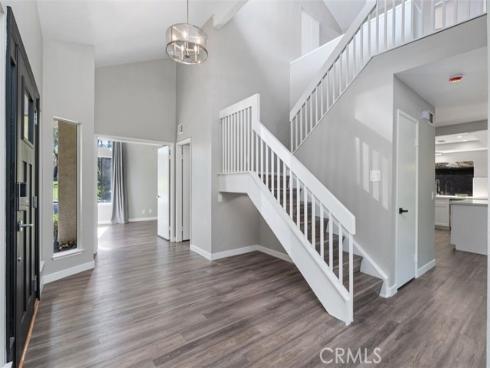 27  Alameda  , Irvine, CA