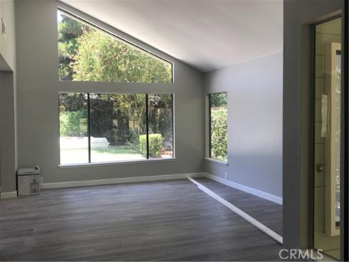 27  Alameda  , Irvine, CA