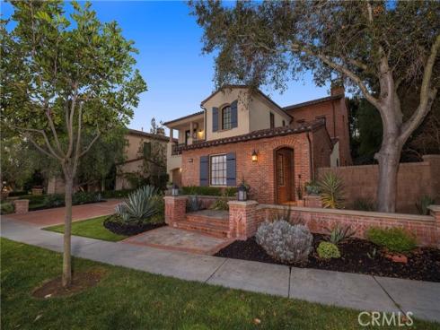 46 Woods Trail , Irvine, CA