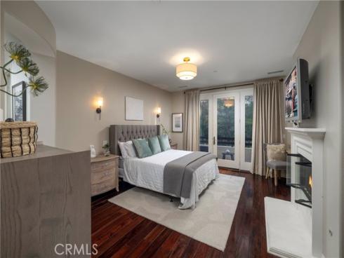 46 Woods Trail , Irvine, CA