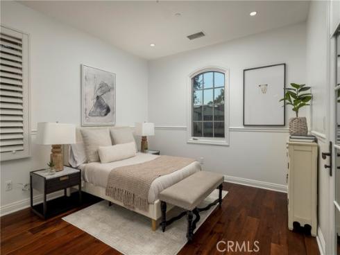 46 Woods Trail , Irvine, CA