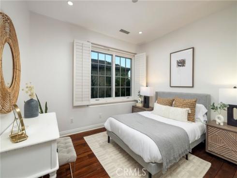 46 Woods Trail , Irvine, CA