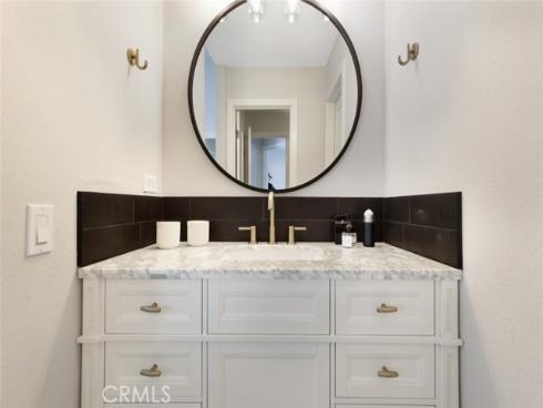 390 Deerfield , Irvine, CA