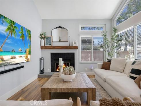 390 Deerfield , Irvine, CA