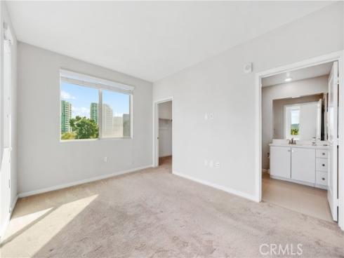 202 Tribeca , Irvine, CA