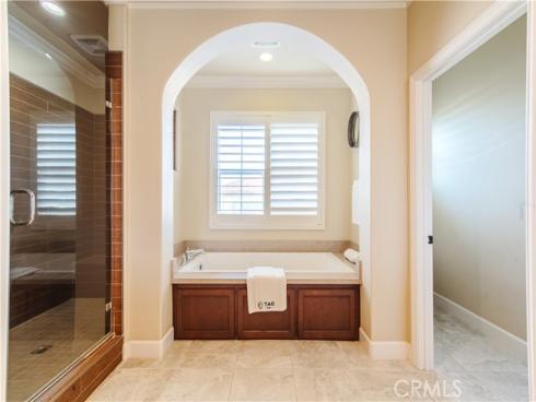 65  Rolling Green  , Irvine, CA