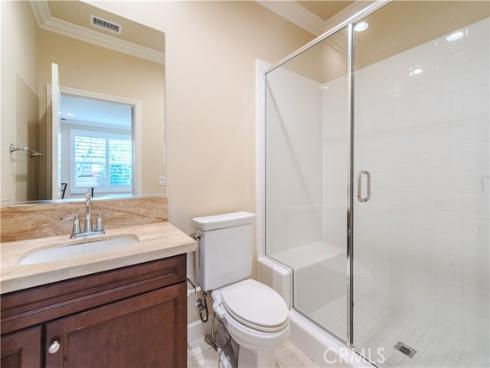 65 Rolling , Irvine, CA