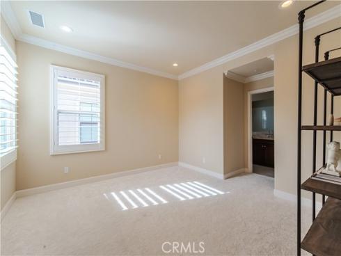 65 Rolling , Irvine, CA