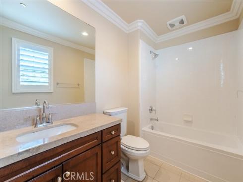 65 Rolling , Irvine, CA